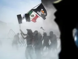 Bendera One Piece Ikut Berkibar di Demo Gen Z Meksiko Akhir Pekan Ini