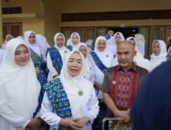 Hj. Hesti Haris Lantik Pengurus BKMT Kabupaten Bungo, Ajak Perkuat Peran Sosial dan Keagamaan