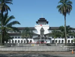 Ketua DPD NasDem Bandung dan ASN Diperiksa Kejari Terkait Dugaan Korupsi di Pemkot Bandung